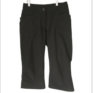 𝅺MEC Black Quick Dry Hiking Activewear Capris Womens Size 4
